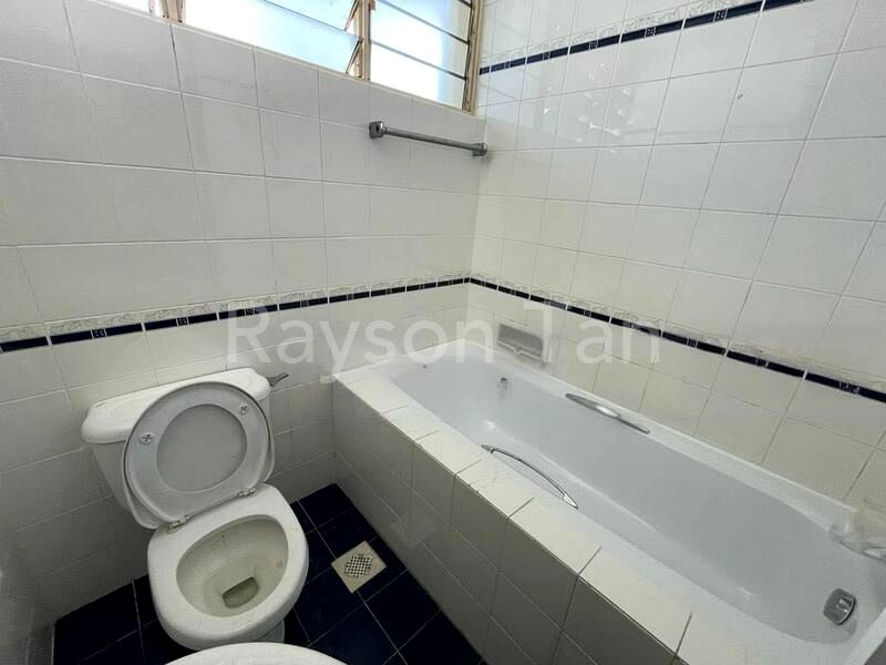 4 Bed Condo for Rent in  Wilmer House - Image 10